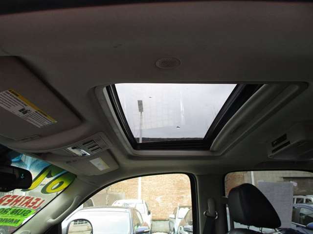 2007 GMC Yukon AWD Denali 4dr SUV